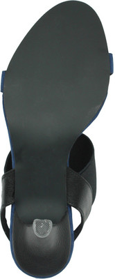 

Inc.5 Women BLUE Heels