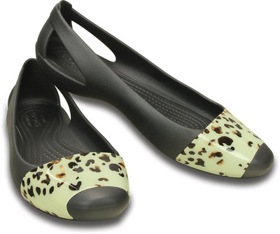 

Crocs Women Grey Flats