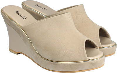 

Inc.5 Women BEIGE Wedges