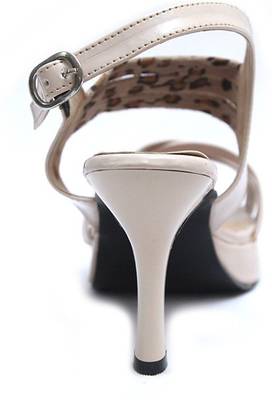 Relexop Women Cream Heels