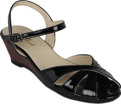 

Flora Women 01, Black Wedges