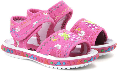 Kiittens Girls Sports Sandals, Fuschia