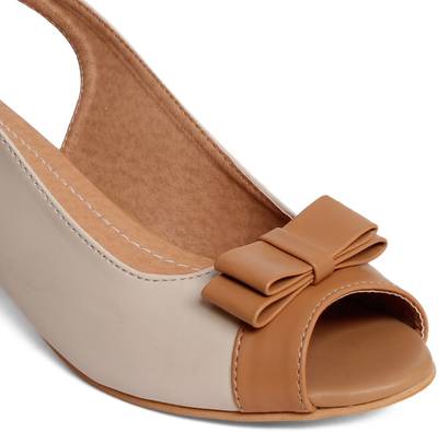 Meriggiare Women Black Heels