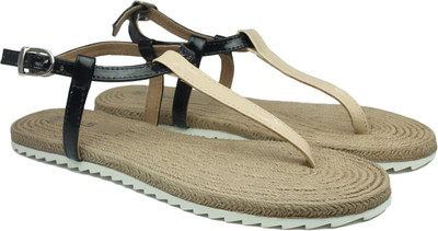 

Inc. Women BLACK Flats