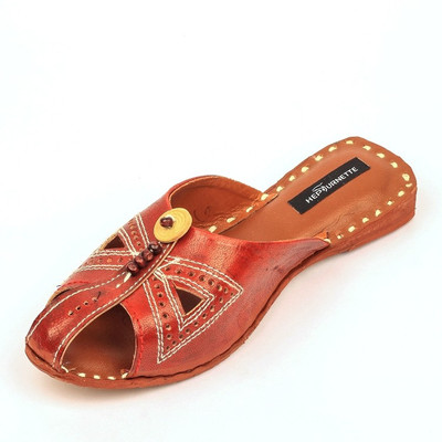 

Hepburnette Women Brown Flats
