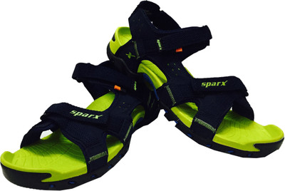

Sparx Men Green Casual