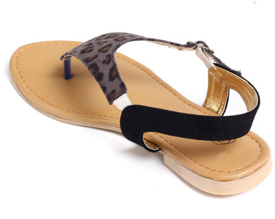 

Jade Women Black Flats