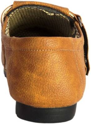 Graceful Men Brown Sandals