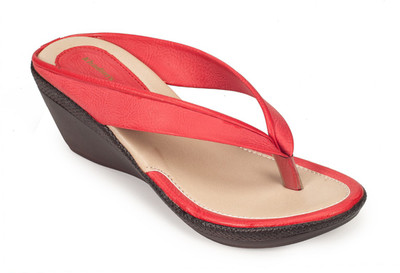 

Khadim's Women Red Wedges