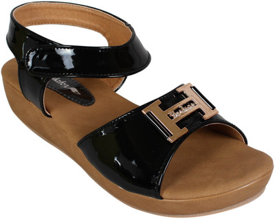 

Bellafoz Women Black Wedges
