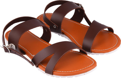 

Jade Women Brown Flats