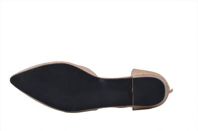 Shuberry Women Champagne Heels