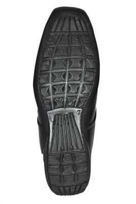 Strive Men Black Sandals