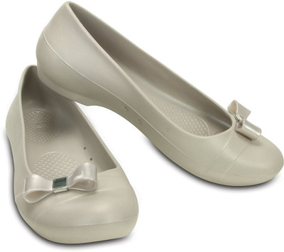 

Crocs Bellies For Women(Black), 200871-0t5