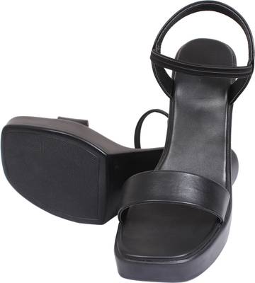 Lily Women Black Heels