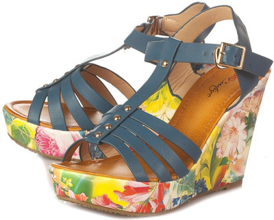 

Vero Couture Women Blue-Multi Wedges