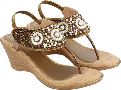 

Jade Women Brown Wedges