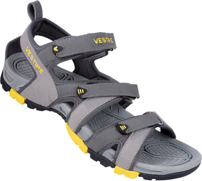 

Vestire Men Grey Casual
