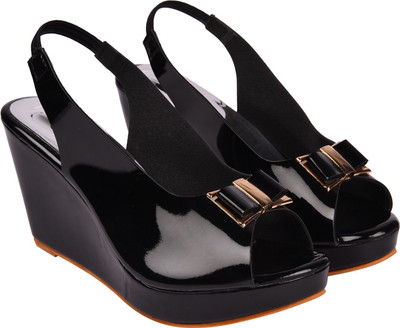 

Jade Women Black Wedges