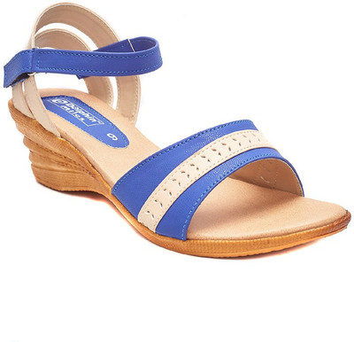 

Dolphin Miles Women Blue Wedges