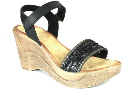 

Inc.5 Women BLACK Wedges