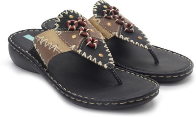 

Catwalk Women Black Flats