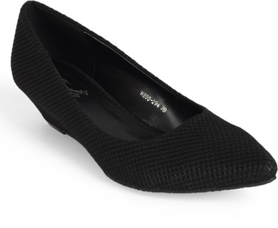 

Jade Women Black Wedges