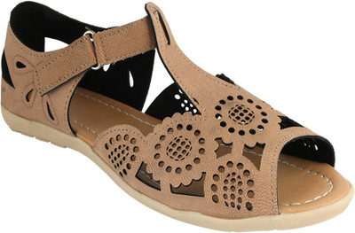 

Gracetop Girls Mule(Slip ons)(Beige
