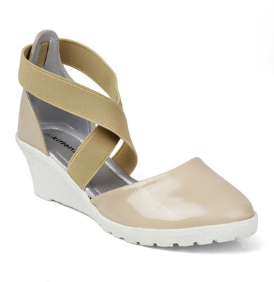 

KITTENS Girls Wedges(Beige