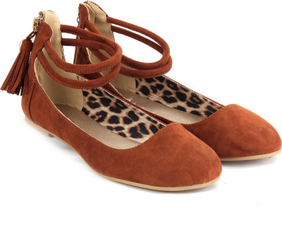 

QUPID Women WKPS Flats