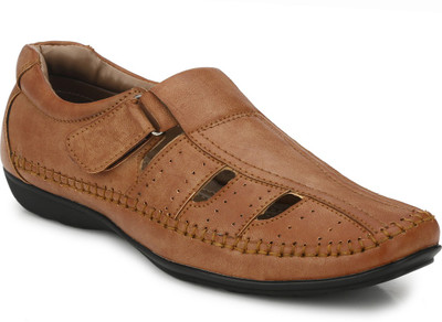 Mactree Men Beige Casual