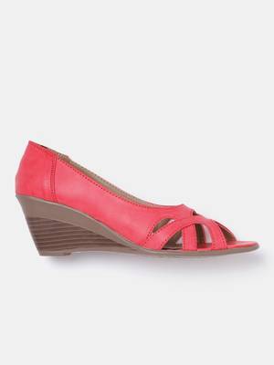 Dressberry Women Pink Heels