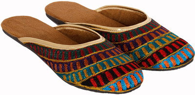 

Myra Women Multi Flats