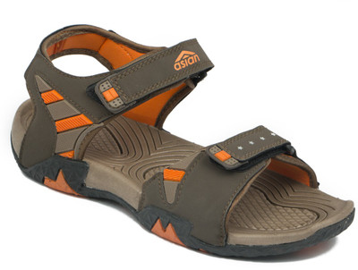 

Asian Men Brown Sandals