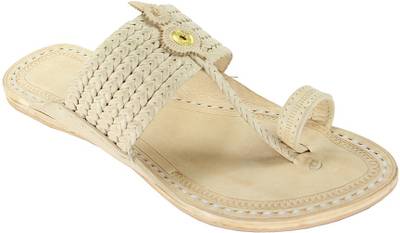eKolhapuri Men Yellow Sandals
