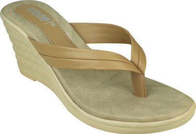 

Sumi Collections Girls Wedges(Beige