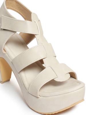 Meriggiare Women Black Heels