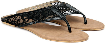 

Inc.5 Women Black Flats