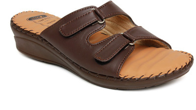 

Vendoz Women Brown Flats