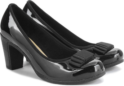 

Catwalk Closed Casuals For Women(Black