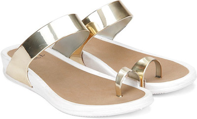 

Carlton London Women Gold Flats