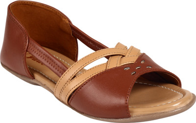 

Jade Women Brown Flats