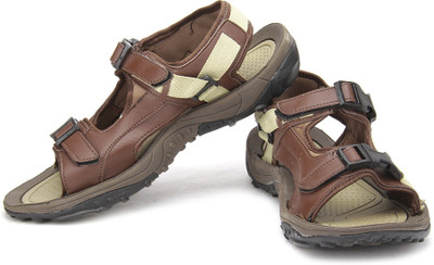 Lotto Men Beige, Brown Sports Sandals