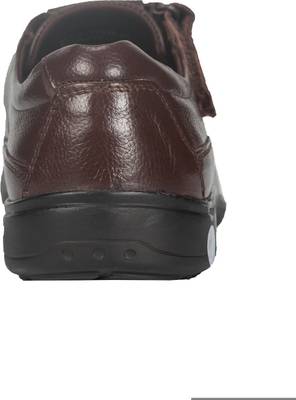 Khadim's Men Black Sandals