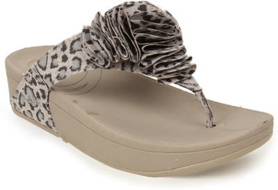 

Bruno Manetti Women Grey Flats