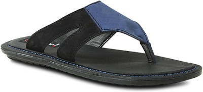 

Get Glamr Men Blue Casual
