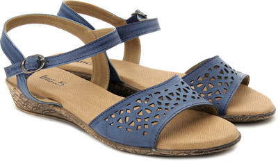 

Inc.5 Women Blue Flats