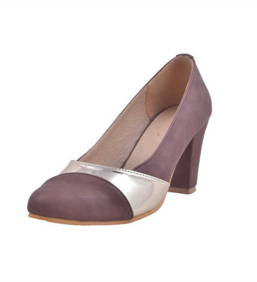 

Adorn Women Brown Heels