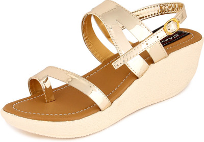 

Shooz Women Golden Wedges
