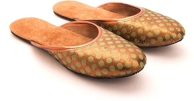 Myra Women Green Flats